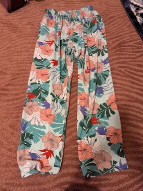 Indian Palazzo Pants With A  Tropical Floral Print NWOT